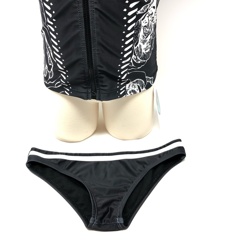 2/$30 Limeapple Swim Set Rashguard | DANA Style - Picture 2 of 7